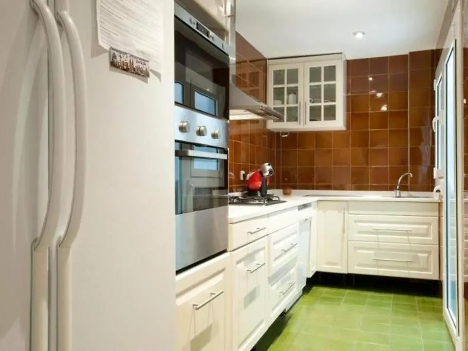Modern Apartment Close To The Camp Nou Stadium Barcellona