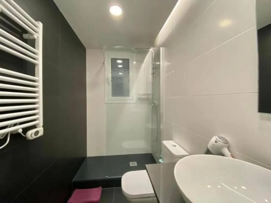 Modern Apartment Close To The Camp Nou Stadium Barcelona